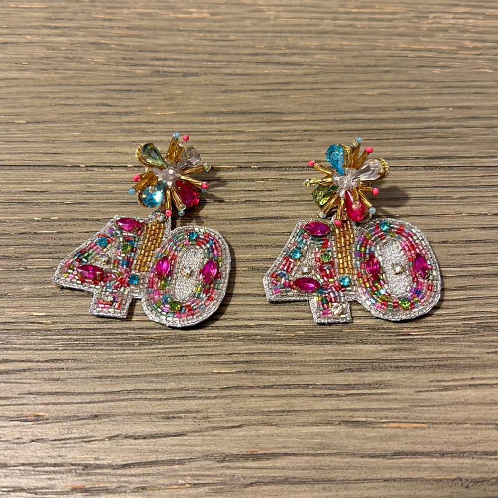 40 Beaded Earrings multicolored
